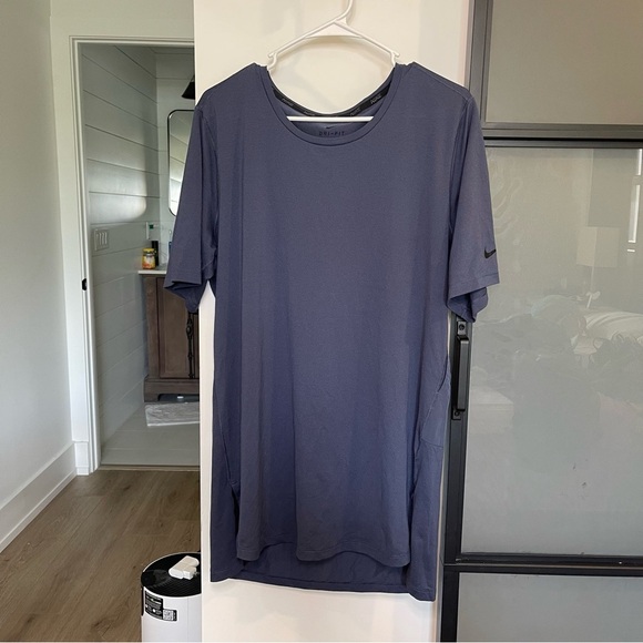 Nike Dri-fit Navy Blue Mesh Activewear/ Casual Size Large - Picture 1 of 3